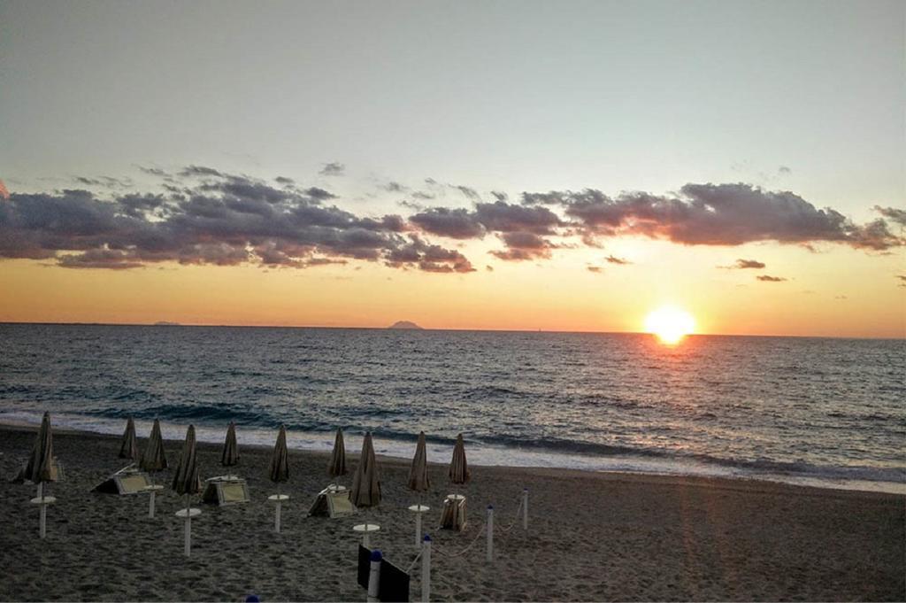 Hotel Il Lungomare Zambrone Exteriér fotografie